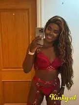 ágatha-prive-ontvangst-via-kinky-695d46915a43690013edac8c