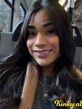 vaiolet-prive-ontvangst-via-kinky-68f147a12ae1c7001222c81b