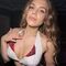 flora-prive-ontvangst-via-kinky-685019b03cd0cf00131cbef0
