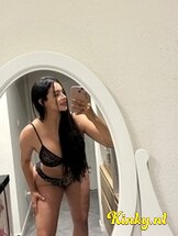 violeta-prive-ontvangst-via-kinky-689a69b11ea34700135d2d3f