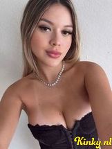 shakira-prive-ontvangst-via-kinky-68d455734884f30013e8a0d2