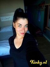 yvonne-escort-via-kinky-689b47101ea34700135d2eb3