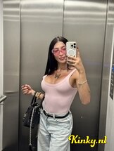 harmony-virtual-sex-via-kinky-68934a0a29a22700136146c7