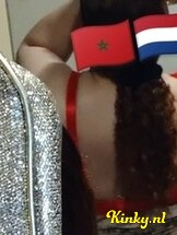 lamya-prive-ontvangst-via-kinky-656de43f8bec2e0012770bf5