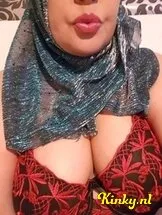 lamya-prive-ontvangst-via-kinky-5ed9f6891cc53c3b57216d84