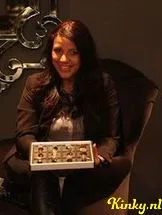 selena-prive-ontvangst-via-kinky-691ffe0232844c0013f66065