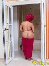 beau-virtual-sex-via-kinky-691731bff65b7000139333ba