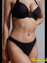 roxy-escort-via-kinky-68fb819c96de780013833c5e