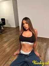 camilia-prive-ontvangst-via-kinky-691bbb7bf044d900134e5b0b