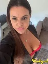 laiz-prive-ontvangst-via-kinky-690deac80e66ef00137b5b8c