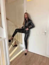 vanessa-prive-ontvangst-via-kinky-69b2e69b7cd3c3001499d755