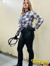 mistress-henriette-bdsm-via-kinky-692ef6d852fd6100132371cc