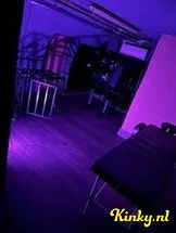 meesteres-lucia-bdsm-via-kinky-69707ff9fba79a0013a749af