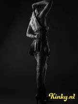 meesteres-lucia-bdsm-via-kinky-695faa0c63d7dd0012d6e857