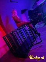 meesteres-lucia-bdsm-via-kinky-69707ff986b1a50012fef69e