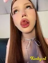 molly-virtual-sex-via-kinky-6965570c9e0e47001343772a