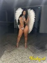 safyra-prive-ontvangst-via-kinky-6977c7bbfba79a0013a7512d