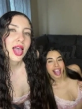 violeta-&-esmeralda-prive-ontvangst-via-kinky-69c468070d66510013a9b5aa