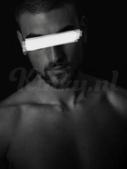 alessandro-erotische-massage-via-kinky-69c44f177b27450013e46b40