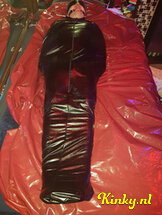 meesteres-niky-bdsm-via-kinky-613203170904af06c37538e4