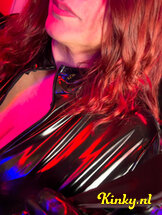 meesteres-niky-bdsm-via-kinky-664cbcbdce23b1001a1e7e61