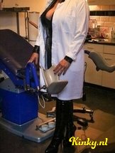 meesteres-niky-bdsm-via-kinky-638e88bfa44df500121d7c49