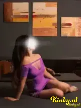 kayla-erotische-massage-via-kinky-624ab0a08d6c34001398af5e