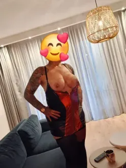 monica-escort-via-kinky-69dc9134e2949b0013f32e9f