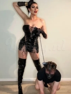valentina-ts-prive-ontvangst-via-kinky-672d519f1577be0013640d4d