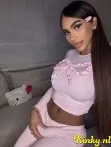 ashley-prive-ontvangst-via-kinky-68b67044c6b8b100141b51dd