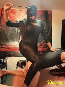 roxanna-prive-ontvangst-via-kinky-695ce011d617f0001318d111