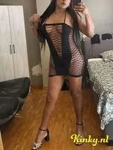 roxanna-prive-ontvangst-via-kinky-695ce048bf9f200013073ebf