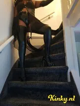 pamela-prive-ontvangst-via-kinky-61c5477b10ceba0013d5824d