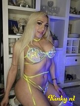 sthefany-prive-ontvangst-via-kinky-6617f76a436f2a001a7c434a