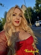sthefany-prive-ontvangst-via-kinky-6892999e375bfd00131956a6