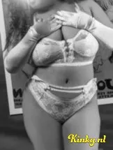 wanita-prive-ontvangst-via-kinky-6841e37b4783f70013b0ee1d