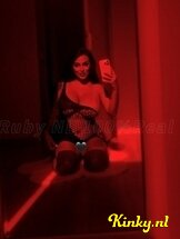 ruby-prive-ontvangst-via-kinky-6899de3f8a4a7a0013526236