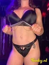 luci-lux-bdsm-via-kinky-6973257095d4d60013674549