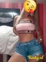 nathalie-virtual-sex-via-kinky-68268cd443e4b9001386b89b