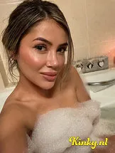 valeria-escort-via-kinky-6431984960e9d100136851d4