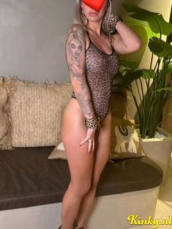 linda-virtual-sex-via-kinky-684bdc5443e4b9001386f35c