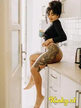 celina-prive-ontvangst-via-kinky-642b00ee26f46900123a2b4c