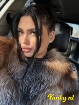 mia-escort-via-kinky-6760544dda9e2e0013f980eb