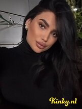 mia-escort-via-kinky-6760544bda9e2e0013f980ea