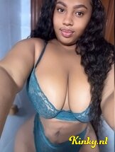 rosa-erotische-massage-via-kinky-67aef8625985c30013e48ef7